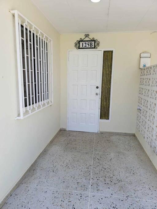 Welcome To Our Cozy Apartment! Willemstad Exterior foto